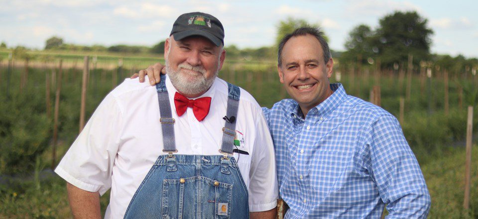 Farmer Lee Teaches a One on One Lesson on Fresh Tomatoes